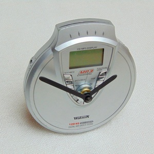 Retro Watson MP3 walkman CD lejátszó aszali vagy fali óra zenészeknek, DJ -nek, zene rajongóknak, férfiaknak - 1 - otthon & életmód - dekoráció - fali és függő dekoráció - falióra & óra - Meska.hu