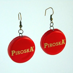 Piroska szörpös kupak fülbevaló - Piroskáknak, Piriknek névnapra, születésnapra vagy csak úgy :) -  - Meska.hu