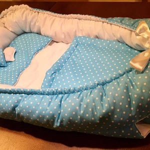 Azúr pöttyök babafészek -  - Meska.hu