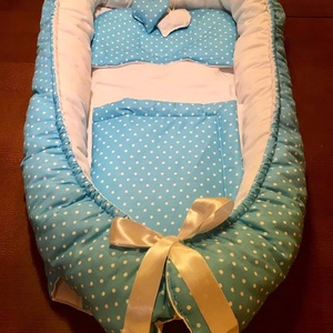 Azúr pöttyök babafészek -  - Meska.hu