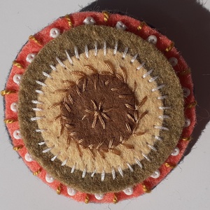 Bross, Ékszer, Kitűző és Bross, Varrás, MESKA