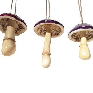 Gombák lila kalappal  - karácsony - karácsonyi lakásdekoráció - karácsonyfadíszek - Meska.hu