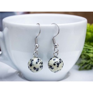 Dalmata jáspis lógós fülbevaló 8mm - ékszer - fülbevaló - lógó fülbevaló - Meska.hu