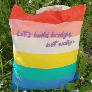 Kézi hímzéssel díszített vászontáska a Pride ihletésében - Meska.hu