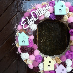 Házikós, színes ajtókoszorú -  - Meska.hu