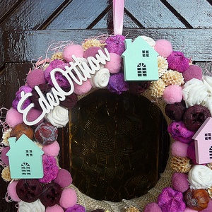 Házikós, színes ajtókoszorú -  - Meska.hu