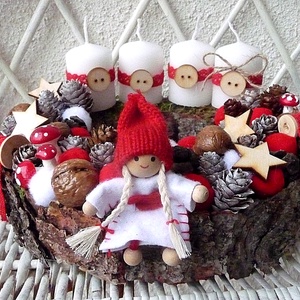 Kislány manós adventi koszorú - karácsony - adventi díszek - adventi koszorú - Meska.hu