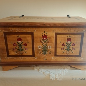 Festett tulipános láda,rendelésre - Meska.hu