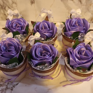 Édes kis ajándékozható szatén rózsa  - otthon & életmód - papír, írószer - ajándékozás kellékei - ajándékkísérő - Meska.hu