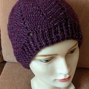 Horgolt női női vagy tini sapka padlizsánlila, színes irizáló szálas fonalból - ruha & divat - sál, sapka, kendő - sapka - Meska.hu