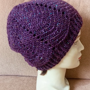 Horgolt női női vagy tini sapka padlizsánlila, színes irizáló szálas fonalból - ruha & divat - sál, sapka, kendő - sapka - Meska.hu