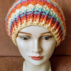 Szivárványos és csillanószálas horgolt sapka, felnőtt méretű, 52-58 cm - ruha & divat - sál, sapka, kendő - sapka - Meska.hu