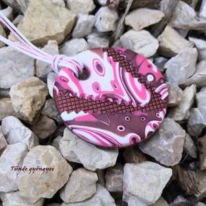 Barna-pink ékszergyurma medál - ékszer - nyaklánc - medálos nyaklánc - Meska.hu