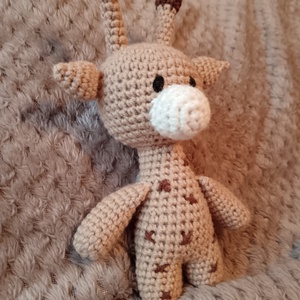 Horgolt zsiráf  - Meska.hu