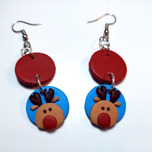 Cuki rénszarvas gyurma medálos fülbevaló  - ékszer - fülbevaló - lógó fülbevaló - Meska.hu