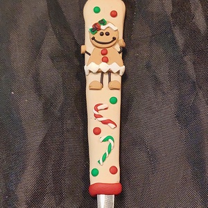 Nem hagyományos Mézi Mézeskalács mintás kiskanál gyurma díszítéssel karácsony - otthon & életmód - konyhafelszerelés, tálalás - tálalás - kanál & villa - Meska.hu