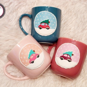 Karácsonyi mintás bögre kisautó fenyővel - otthon & életmód - konyhafelszerelés, tálalás - tálalás - bögre & csésze - Meska.hu