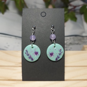 Virágos gyurma medálos fülbevaló ásvány gyönggyel , Ékszer, Fülbevaló, Lógó fülbevaló, Ékszerkészítés, MESKA