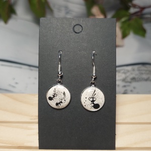 Cuki hangya gyurma medálos fülbevaló ásvány gyönggyel , Ékszer, Fülbevaló, Lógó fülbevaló, Ékszerkészítés, MESKA