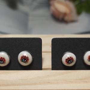 Cuki katica gyurma medálos fülbevaló ásvány gyönggyel  - Meska.hu