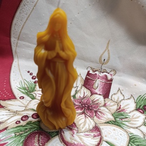 Imádkozó Mária méhviasz gyertya - karácsony - karácsonyi lakásdekoráció - karácsonyi illatgyertya, mécses - Meska.hu