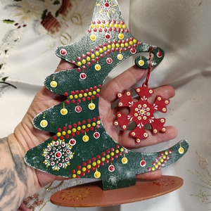 Karácsonyfa asztaldísz bordó -arany - karácsony - adventi díszek - adventi asztaldísz - Meska.hu