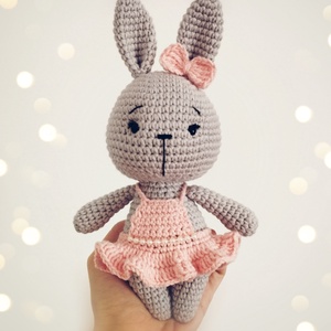 Horgolt öltöztethető nyuszi amigurumi, Játék & Sport, Plüssállat & Játékfigura, Nyuszi, Horgolás, Meska