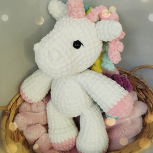 Aurora plüss unikornis horgolásminta amigurumi, DIY (Csináld magad), Szabásminta, útmutató, Horgolási minta, Horgolás, MESKA