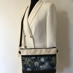 Különleges pitypang mintás crossbody/ / válltáska/ keresztpántos táska/ oldaltáska - táska & tok - kézitáska & válltáska - vállon átvethető táska - Meska.hu
