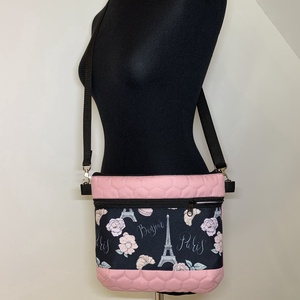  Készleten! Párizs, Eiffel torony mintás crossbody - táska & tok - kézitáska & válltáska - vállon átvethető táska - Meska.hu