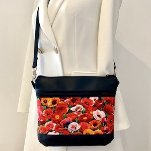 Csodálatos pipacs mintás crossbody / válltáska/ keresztpántos táska/ oldaltáska - táska & tok - kézitáska & válltáska - vállon átvethető táska - Meska.hu