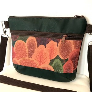 Őszi erdő mintás crossbody, Táska & Tok, Kézitáska & válltáska, Vállon átvethető táska, Varrás, Bőrművesség, MESKA
