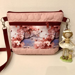 Készleten! Cseresznyevirág mintás crossbody - Meska.hu