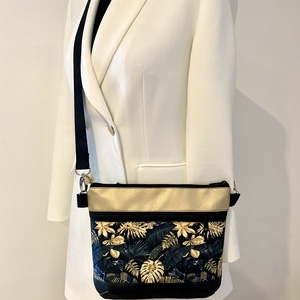Arany fekete levelek, crossbody, válltáska/ keresztpántos táska/ oldaltáska - táska & tok - kézitáska & válltáska - vállon átvethető táska - Meska.hu