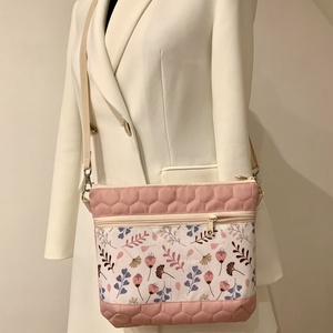 Szépséges ginkgo biloba levél mintás crossbody / válltáska/ keresztpántos táska/ oldaltáska - táska & tok - kézitáska & válltáska - vállon átvethető táska - Meska.hu