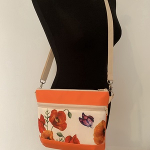 Készleten! Pipacsos-pillangós  crossbody / válltáska/ keresztpántos táska/ oldaltáska - Meska.hu