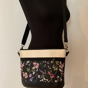 Tátika virág mintás crossbody / válltáska/ keresztpántos táska/ oldaltáska - táska & tok - kézitáska & válltáska - vállon átvethető táska - Meska.hu
