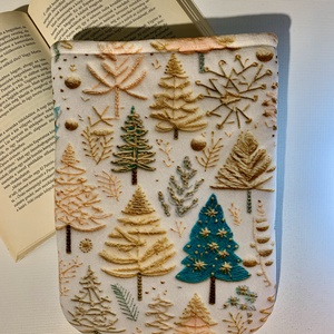  Készleten! Könyvtok - Karácsonyfák mintás ebook tok, tablet tok - Meska.hu