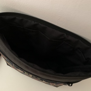 Könyv mintás- crossbody / válltáska/ keresztpántos táska/ oldaltáska - táska & tok - kézitáska & válltáska - válltáska - Meska.hu