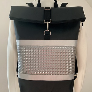   Rolltop hátizsák, Fekete-ezüst, Hátitáska, Vízálló - táska & tok - hátizsák - roll top hátizsák - Meska.hu