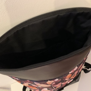 Rolltop Fekete-Bíbor lomb-Vízálló-Hátizsák-Hátitáska  - táska & tok - hátizsák - roll top hátizsák - Meska.hu