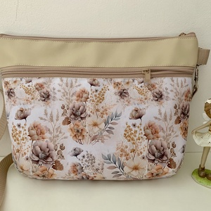 Beige-virág mintás crossbody / válltáska/ keresztpántos táska/ oldaltáska - táska & tok - kézitáska & válltáska - vállon átvethető táska - Meska.hu