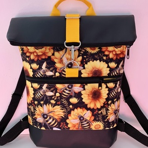 Rolltop Méhecske-napraforgó mintás Vízálló-Hátizsák-Hátitáska - táska & tok - hátizsák - roll top hátizsák - Meska.hu