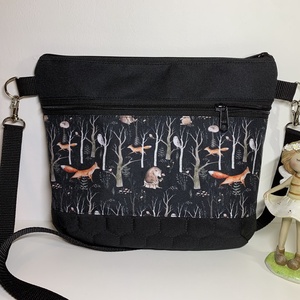 Vállon átvethető táska Rókák-erdei állatok/crossbody / válltáska/ keresztpántos táska/ oldaltáska, Táska & Tok, Kézitáska & válltáska, Vállon átvethető táska, Varrás, Bőrművesség, MESKA