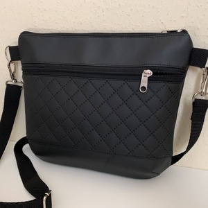 Elegáns fekete textilbőr crossbody / válltáska/ keresztpántos táska/ oldaltáska, Táska & Tok, Kézitáska & válltáska, Vállon átvethető táska, Varrás, Bőrművesség, MESKA