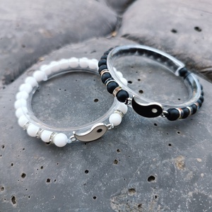 Páros karkötő fekete-fehér - Meska.hu