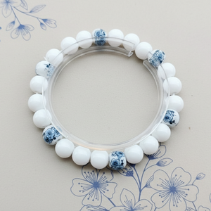 Csipkés karkötő  - Meska.hu