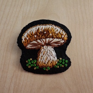 Gomba kitűző - ékszer - kitűző és bross - Meska.hu