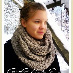 Kincső kötött körsál, csősál nagyon vastag, sál trendi fonalból -  - Meska.hu