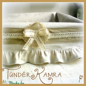 Bicikli kosár bélés, romantikus vintage hangulatban, csipkés kitűzővel -  - Meska.hu